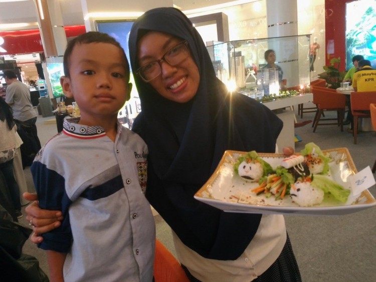 Keseruan Sushi Class bareng Si Kecil di Summarecon Bekasi